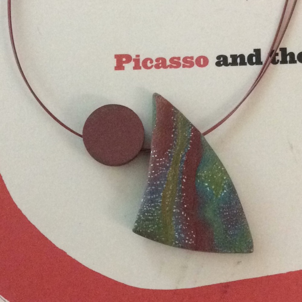 Necklace - Picture 2 of 3